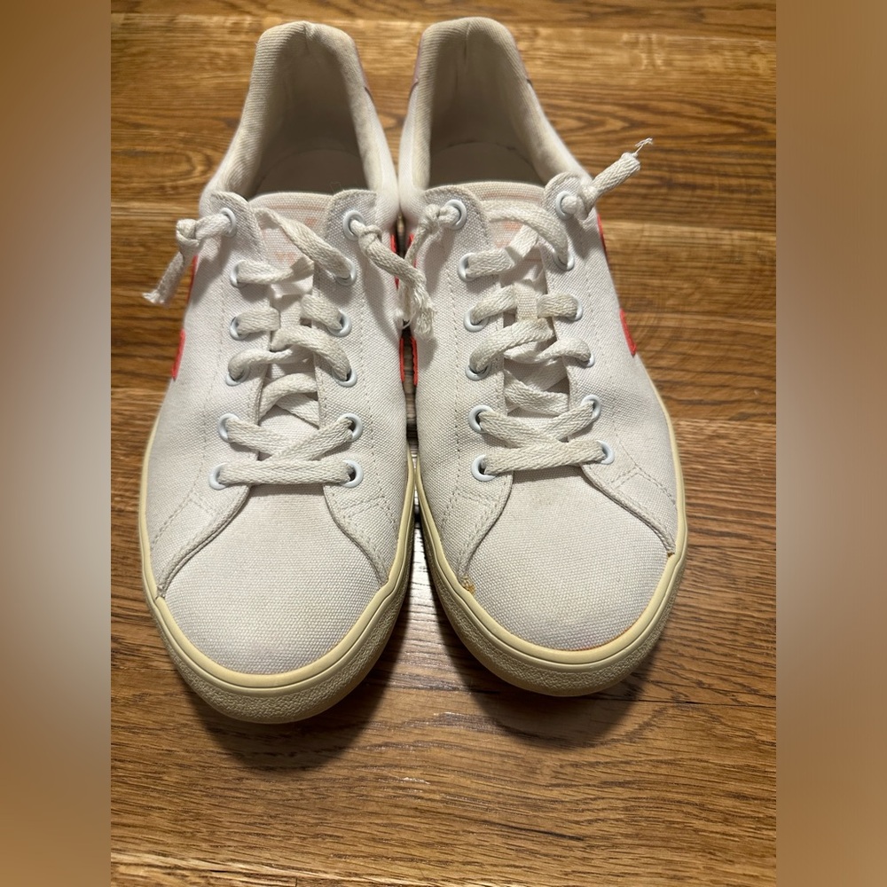 Veja Campo Canvas Sneaker